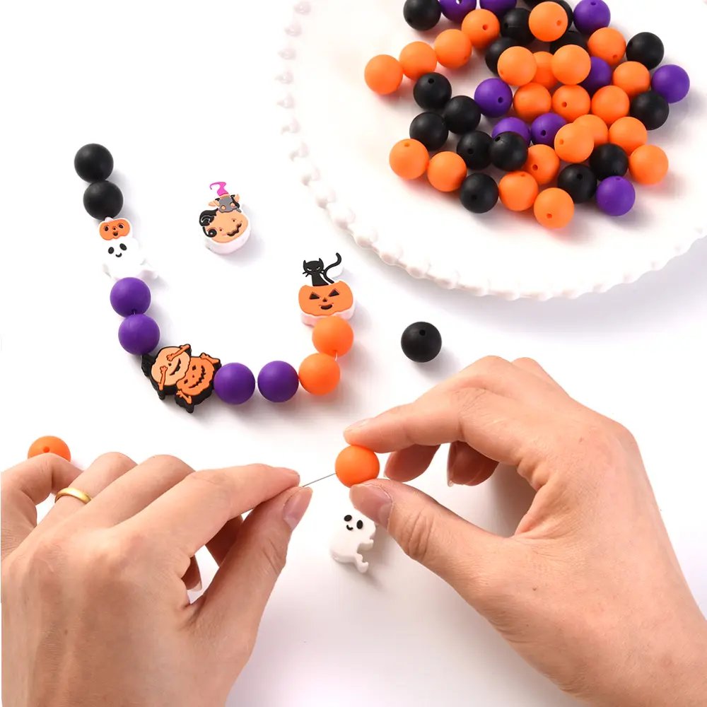40Pcs Halloween Baby Silicone Beads Round Teether Teething Ball Beads Set Food Grade for Necklace Pacifier Chain Toys Material