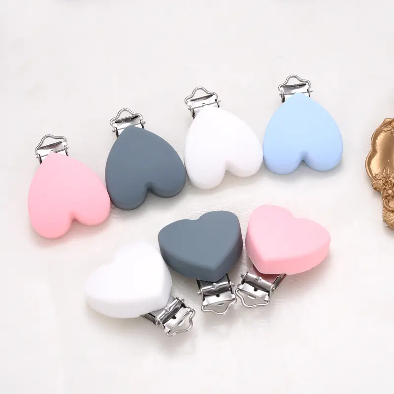 3Pcs Silicone Heart Shape Pacifier Clip DIY Baby Soother Nursing Dummy Holder Draft Teething Molar Toys Clips BPA Free