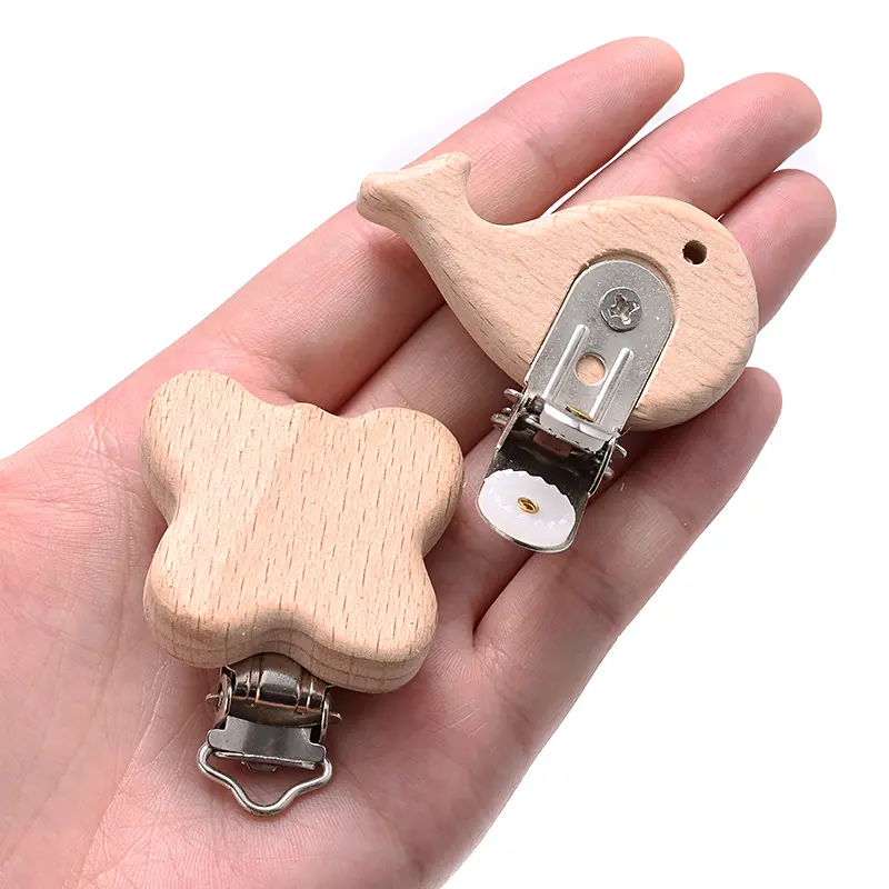 5Pcs/Lot 9 Style Fish Rabbit Butterfly Shape Beech Wooden Clips Metal Bracket for Baby Pacifier Clips Chain Holder Accessories