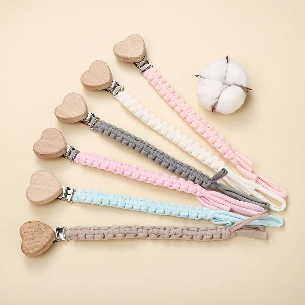 New Baby Pacifier Chain Clips Wood Heart Beech Clips Infant Dummy Holder Teething Chain for Care Soother Chew Toys Shower Gift