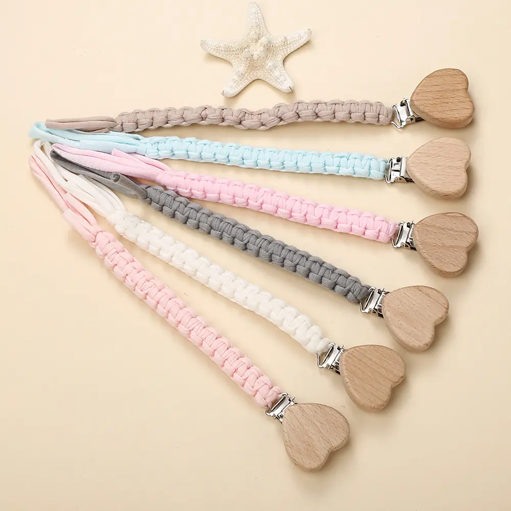 New Baby Pacifier Chain Clips Wood Heart Beech Clips Infant Dummy Holder Teething Chain for Care Soother Chew Toys Shower Gift