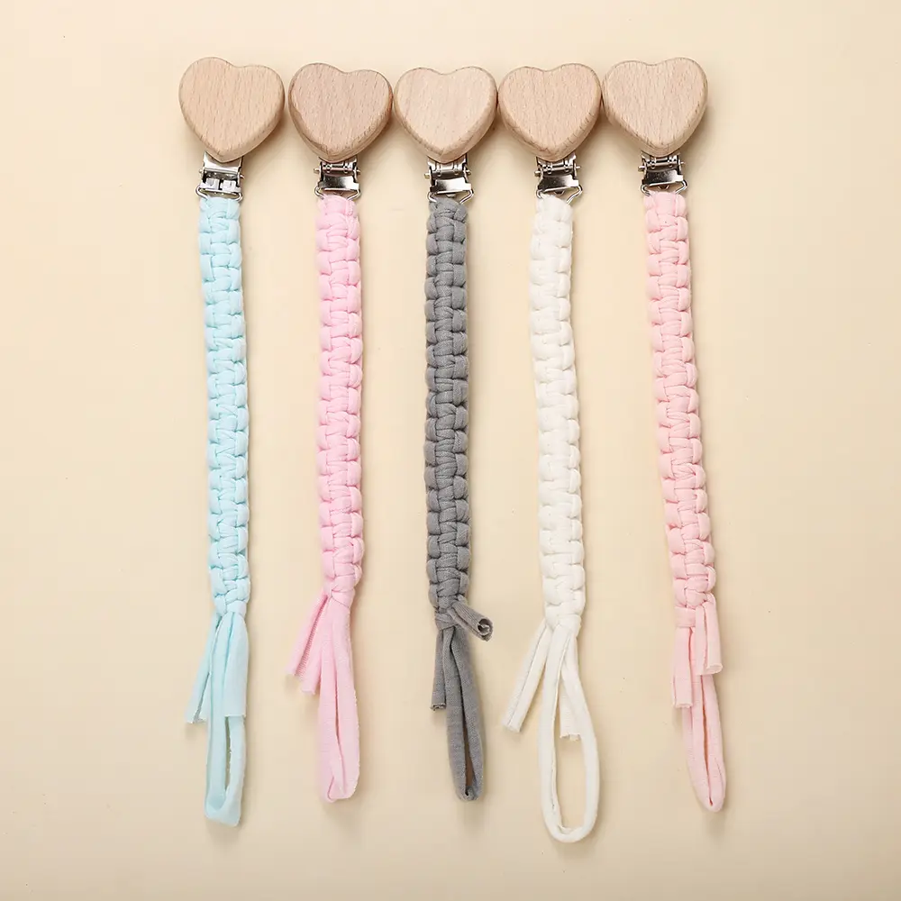 New Baby Pacifier Chain Clips Wood Heart Beech Clips Infant Dummy Holder Teething Chain for Care Soother Chew Toys Shower Gift