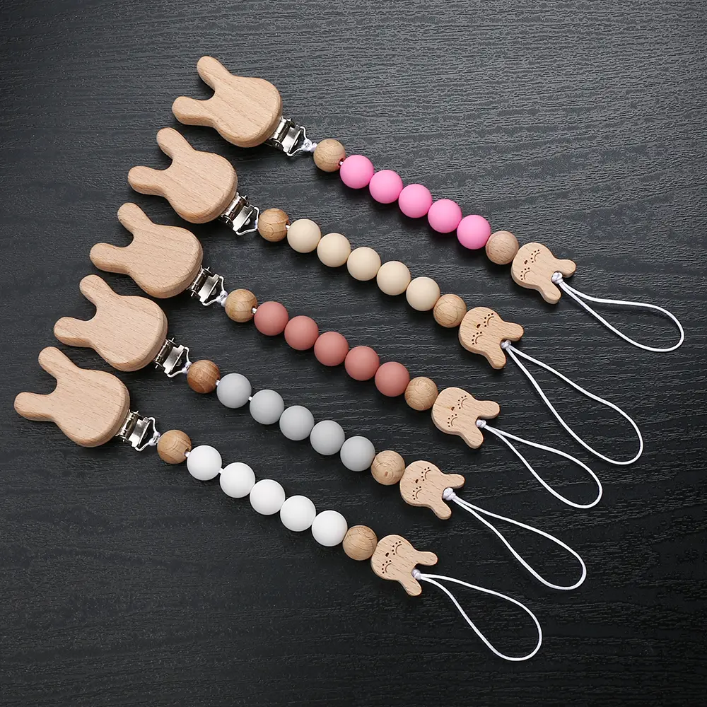 Cartoon Animal Beech Wooden Pacifier Baby Pacifier Clip Nipple Holder Dummy Holder Pacifier Clip for Baby Newborn Toys Accessory