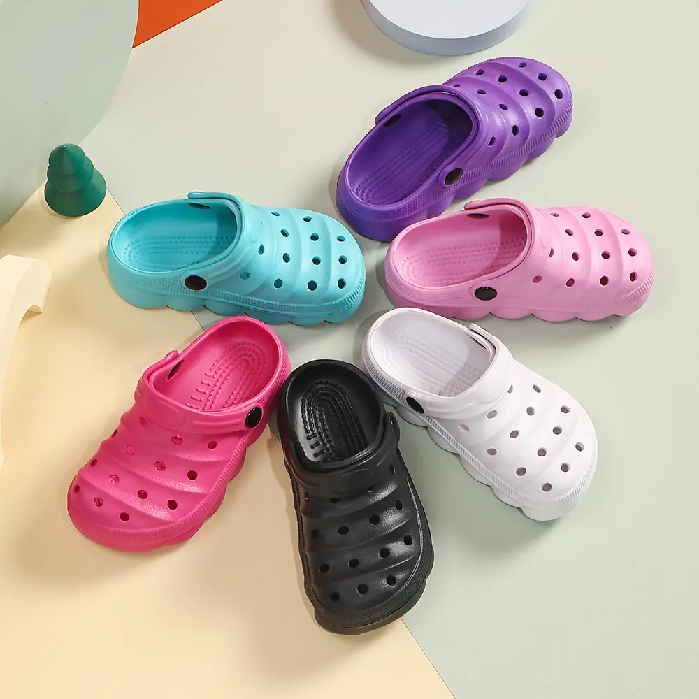 New Cute Hollow Out Clogs Casual Slippers Non-Slip Soft Sole Wear-resistant Cave Sandals For Boy's & Girl's Outdoor Garden Shoes