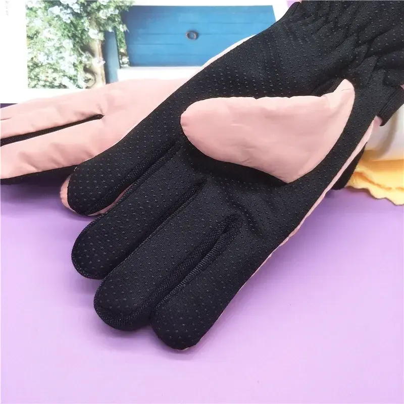 Kids Gloves Waterproof Outdoor Full Finger Thermal Gloves Children Winter Snow Mittens for for 3-13 Years Old Boy Girl