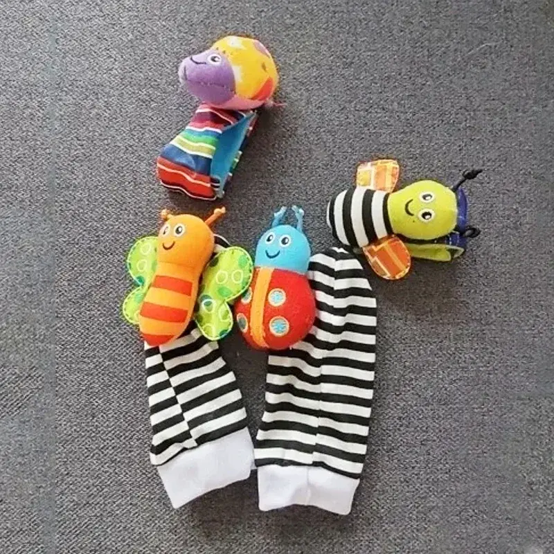 4Pcs Baby Toy 0-12 Months Baby Rattles Toys Animal Socks Wrist Strap +Rattle Baby Foot Socks Bug Wrist Strap Toddler Socks