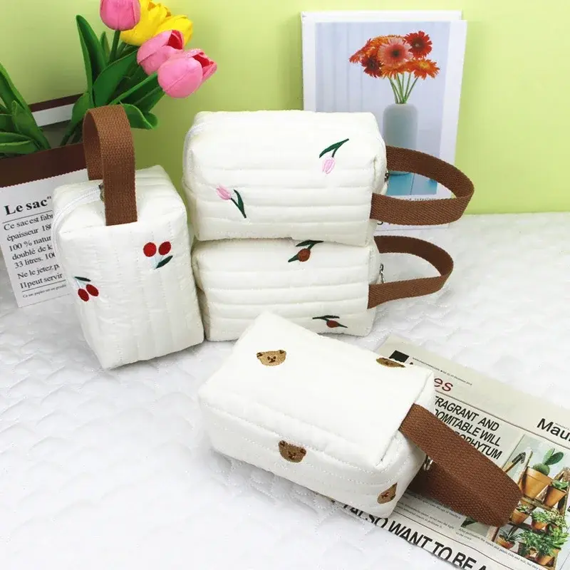 Cute Bear Portable Diaper Pods Reusable Fashion Prints Wet/Dry Cloth Wet Bag Mommy Storage Travel Bag Baby Stroller Bag