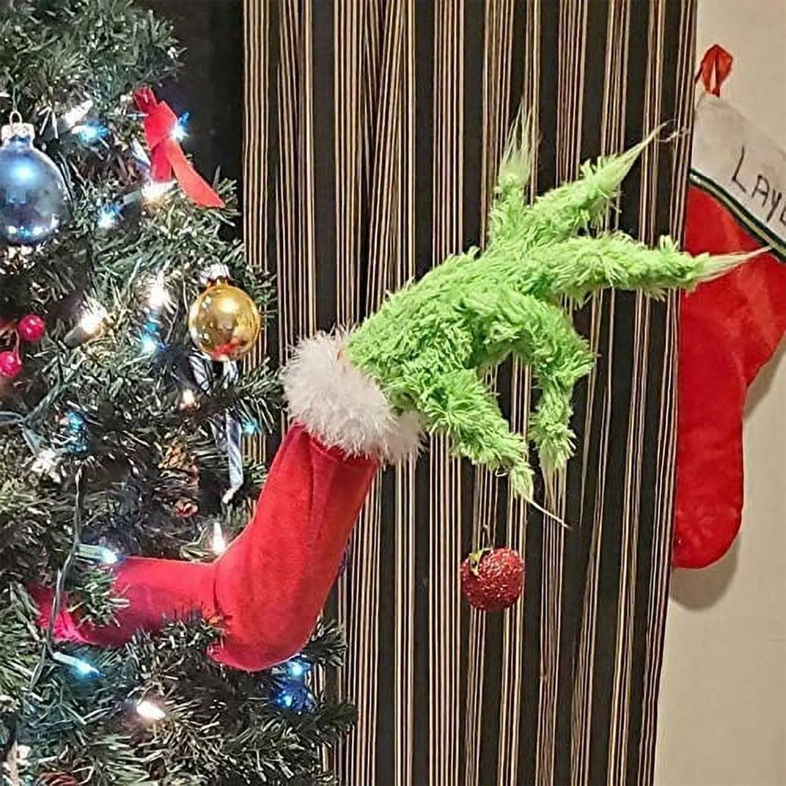 324