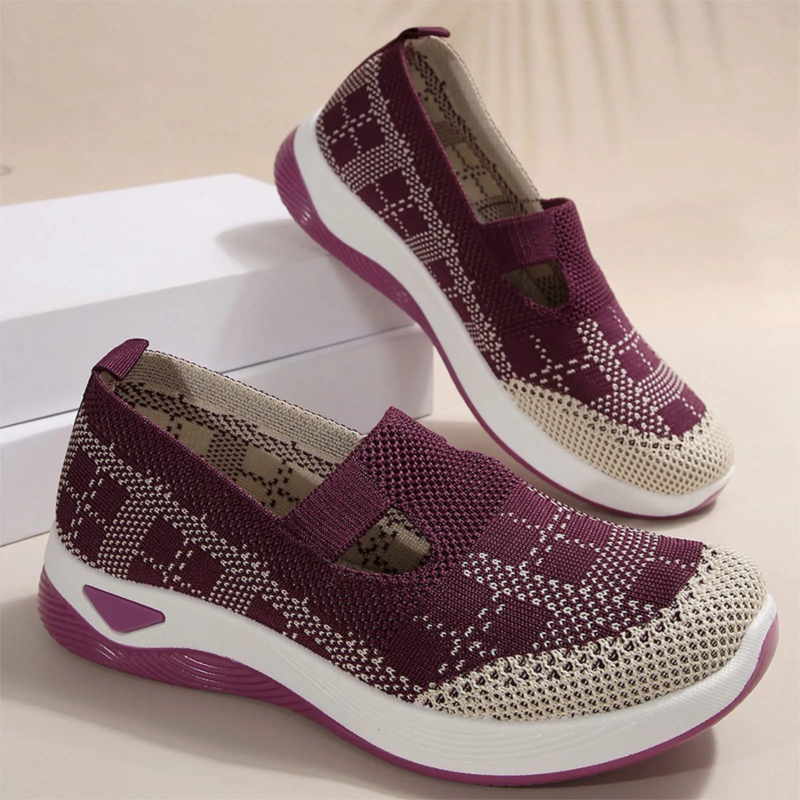 Women's New Summer Shoes Mesh Breathable Sneakers Light Slip on Flat Platform Casual Shoes Ladies Anti-slip Walking Woven Shoes
