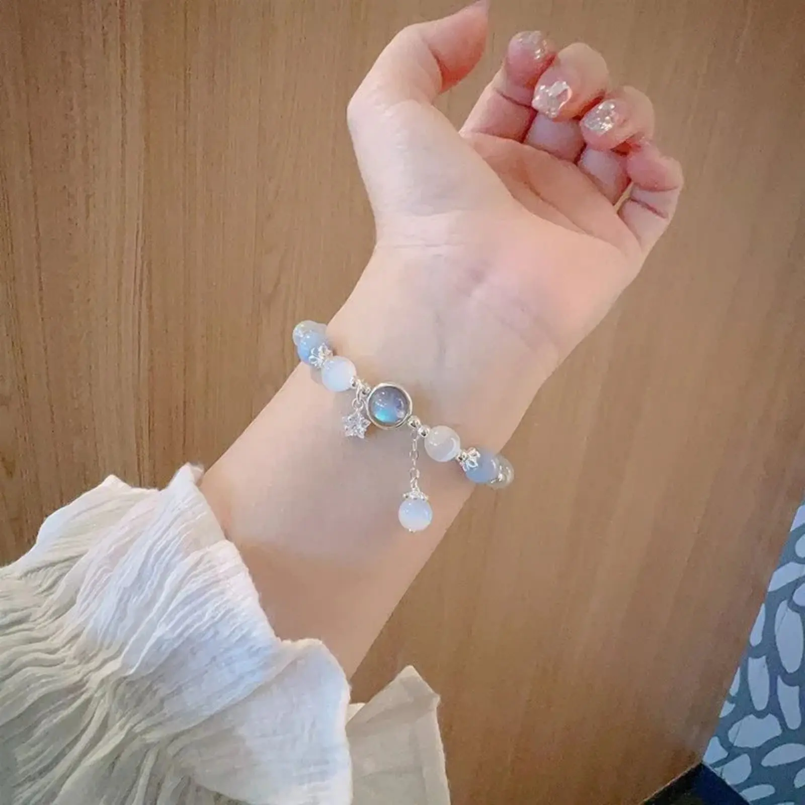 New Trendy Red Beaded Chain Bracelet for Women Simple Hollow Butterfly Pendant Bracelets Jewelry Gifts Accessories