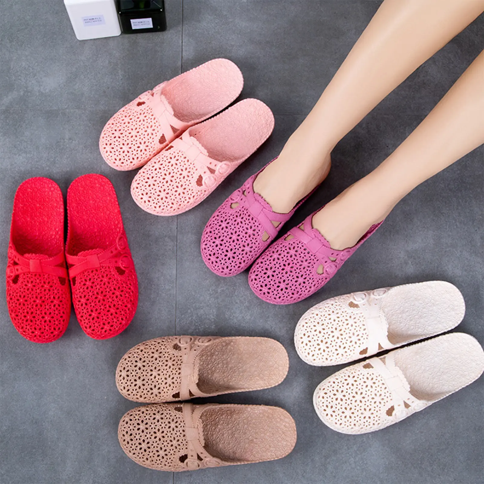 Wrapped Toe Breathable Slippers Women Summer Outer Wear Hole Shoes Home Fashion Casual Hollow Out Slip On Buckle Slipper Female