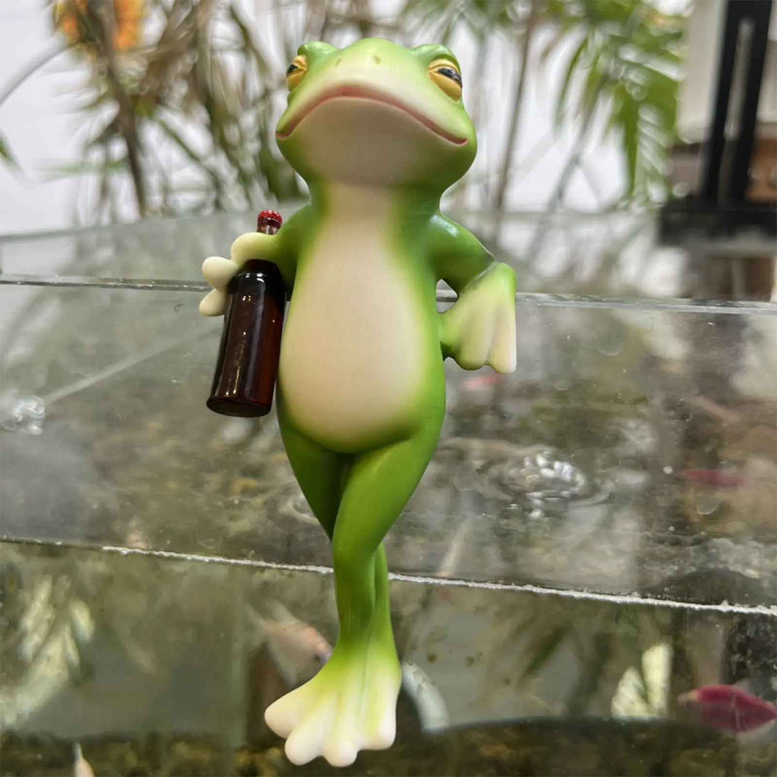 Frog Ornament Resin Decorative Cartoon Animal Hand-Painted Sitting Lying Down Standing Frog Figurines Garden Home Decor