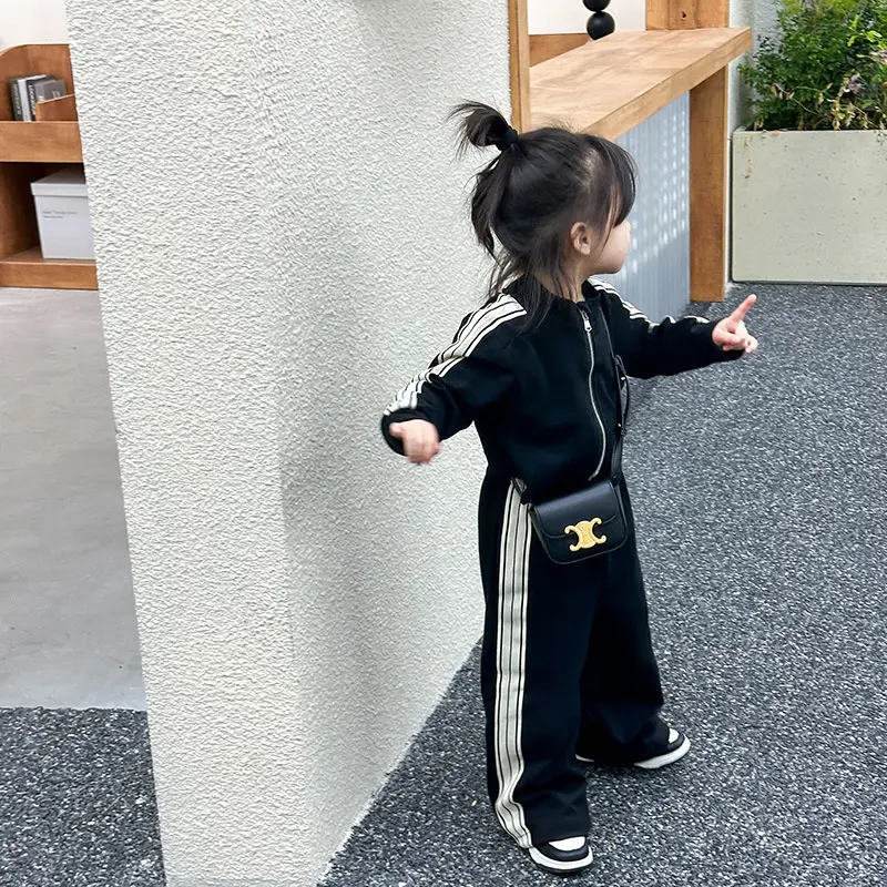 Girl's Sets Children's Long-Sleeved Two Piece Spring Autumn Casual Sports Suit Baby Striped Zipper Clothes 2-8 Years Old