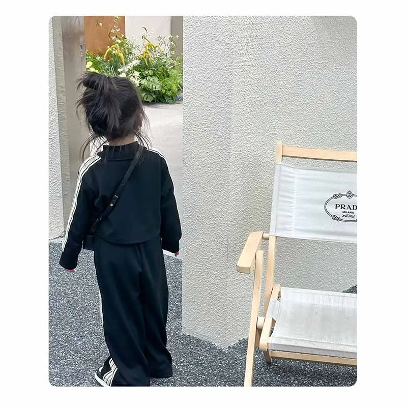 Girl's Sets Children's Long-Sleeved Two Piece Spring Autumn Casual Sports Suit Baby Striped Zipper Clothes 2-8 Years Old