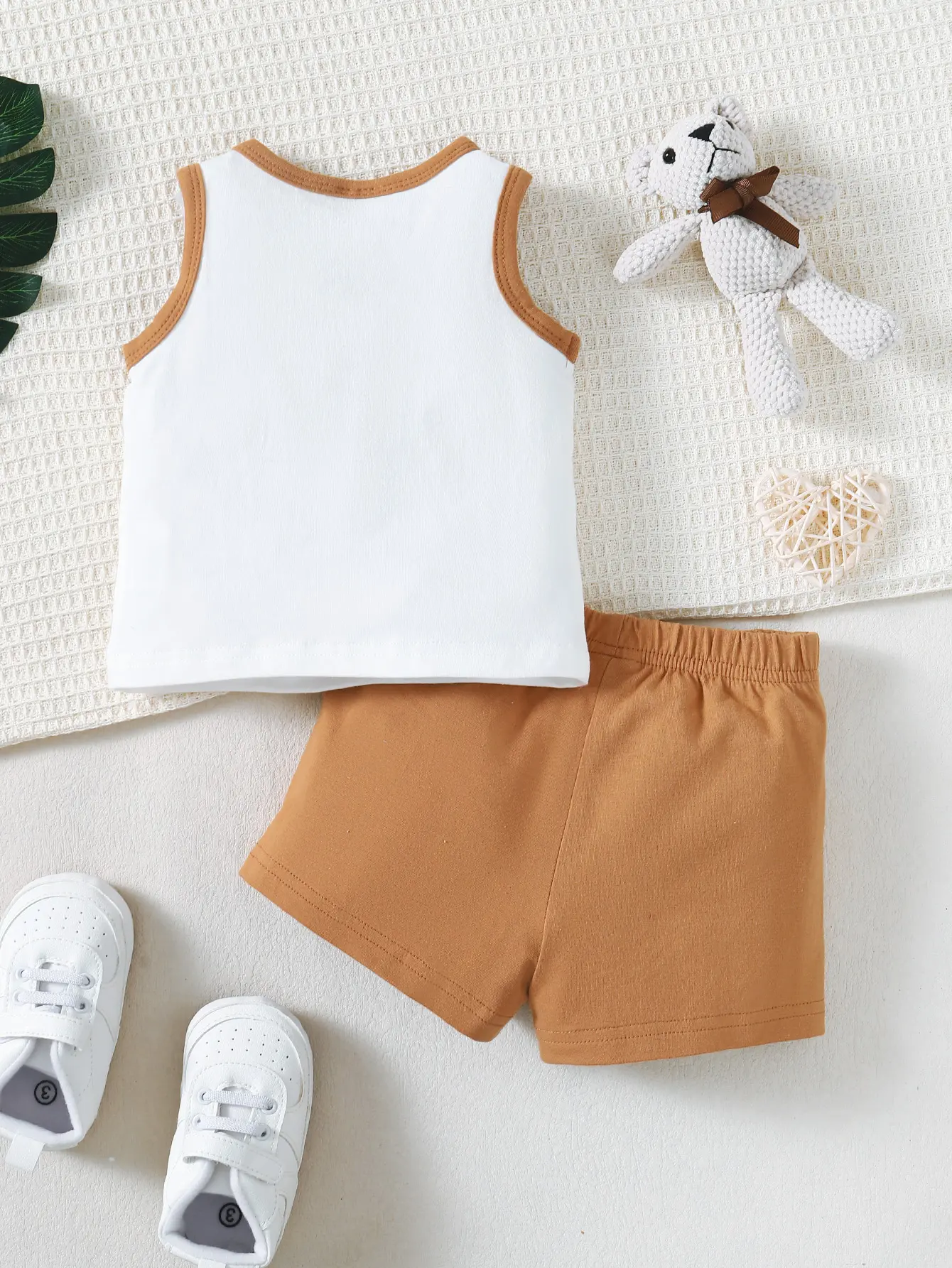 Baby Boy Cute Teddy Bear Vest+Shorts Two-Piece Set Suitable for Daily Casual Summer Set for Babies Aged 0-18 Months