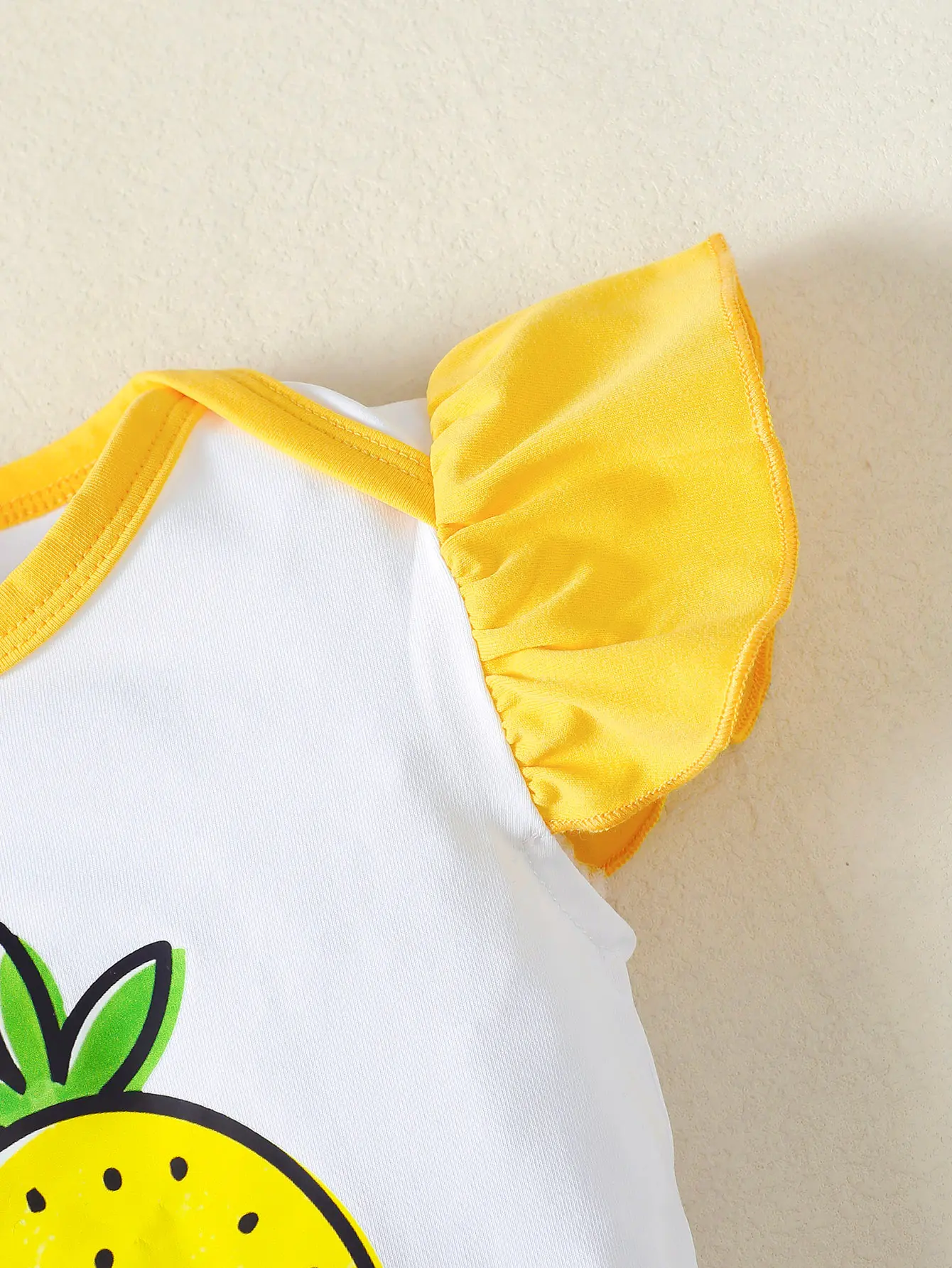 3Pcs Baby Girl Round Neck Fruit Bodysuit+Bow Fruit Print Skirt +Hair band Summer Set Suitable for 0-12 Months Baby Girl Cute Set