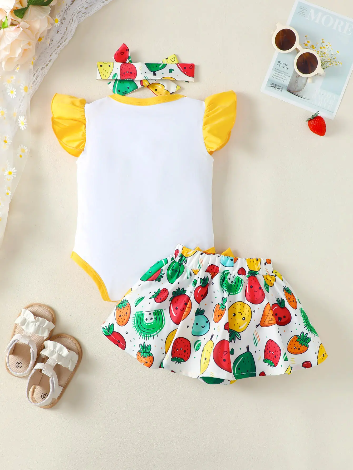 3Pcs Baby Girl Round Neck Fruit Bodysuit+Bow Fruit Print Skirt +Hair band Summer Set Suitable for 0-12 Months Baby Girl Cute Set