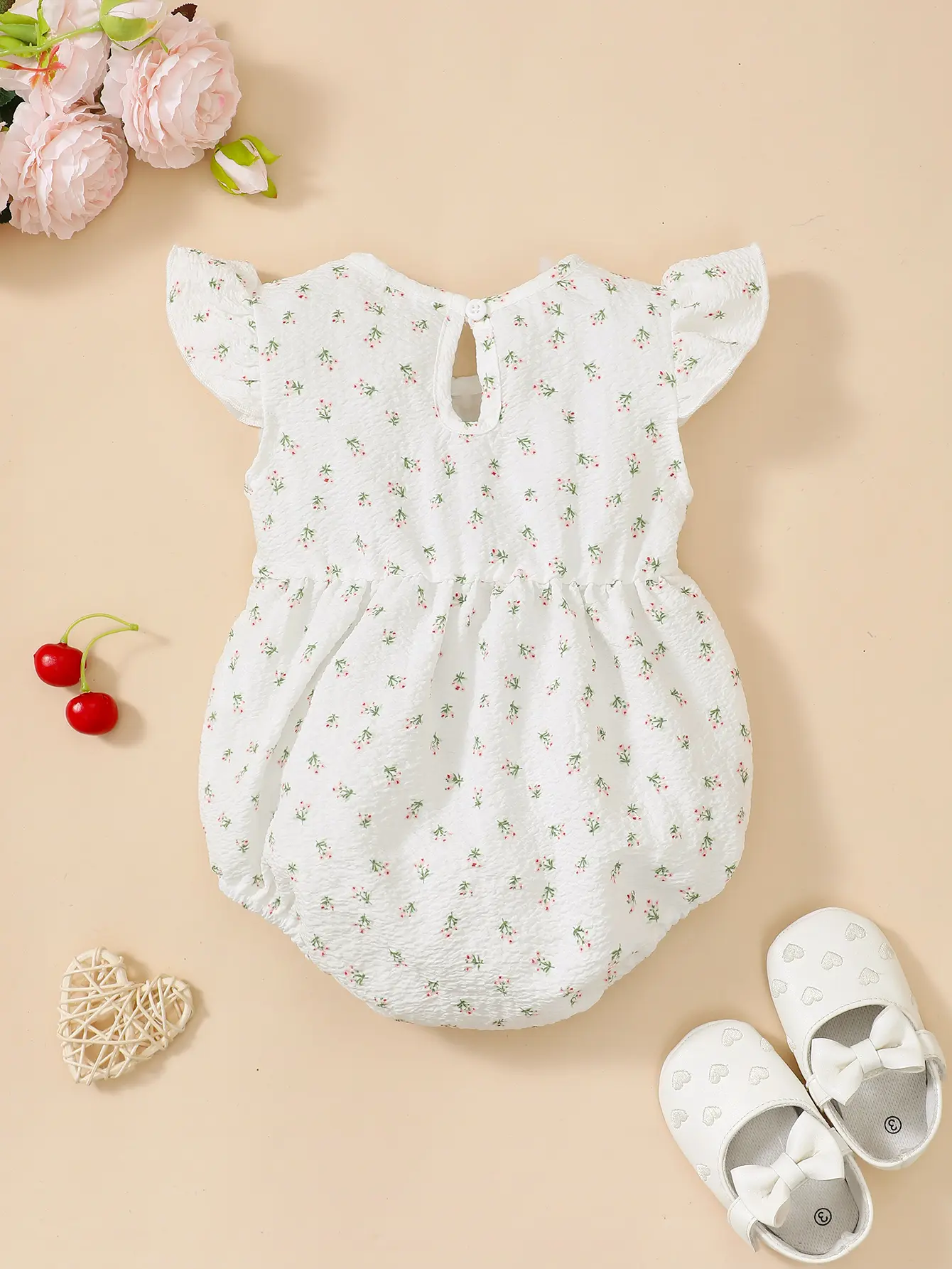 0-18 Months Baby Girl Small Floral Flying sleeves Bodysuit Cute Baby Girl Summer Comfortable Casual Romper  Baby Clothing