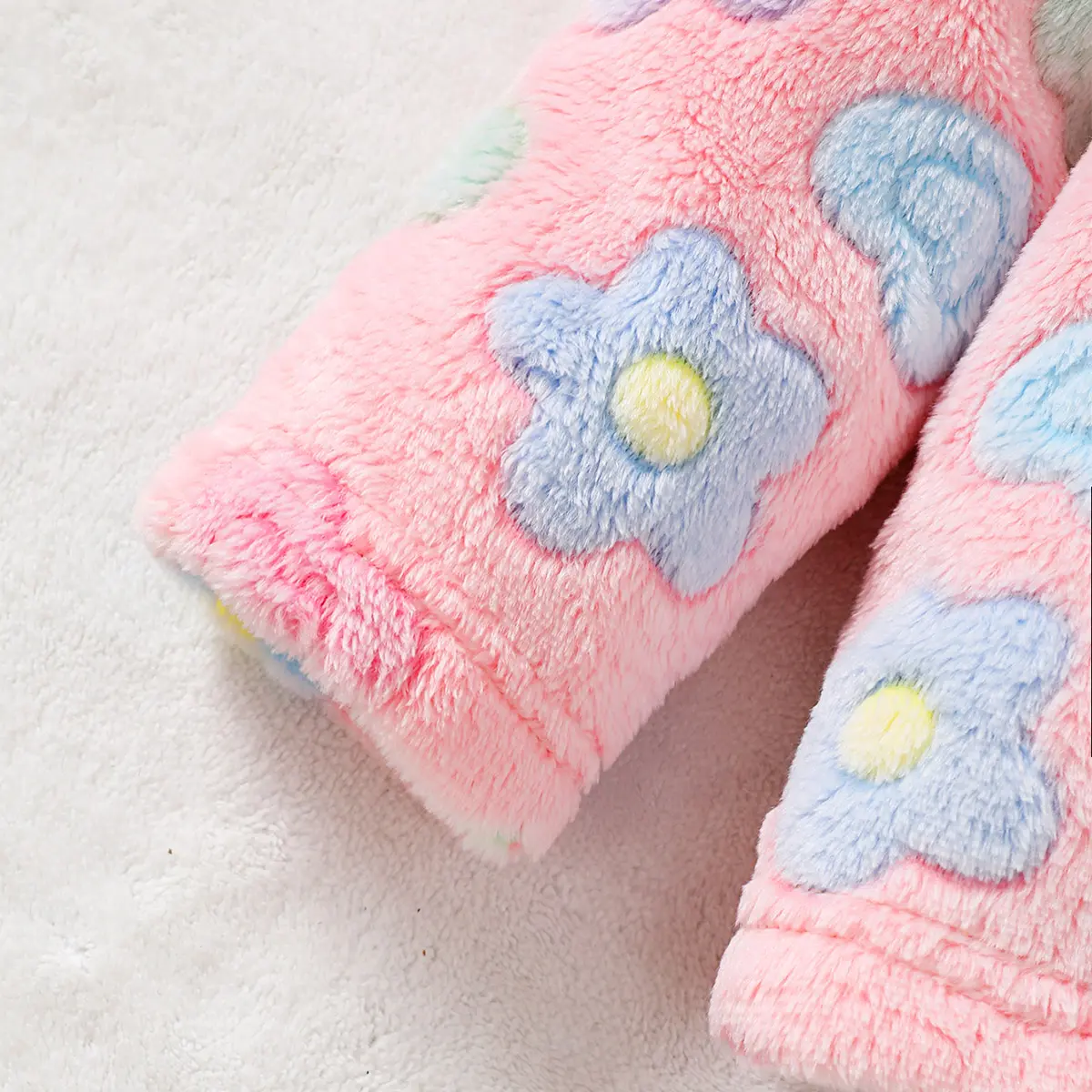 Autumn Winter Baby Girl Plush Set Colorful Flower Long Sleeve Pants Warm Set Suitable for Cute Female Babies Aged 0-24 Months