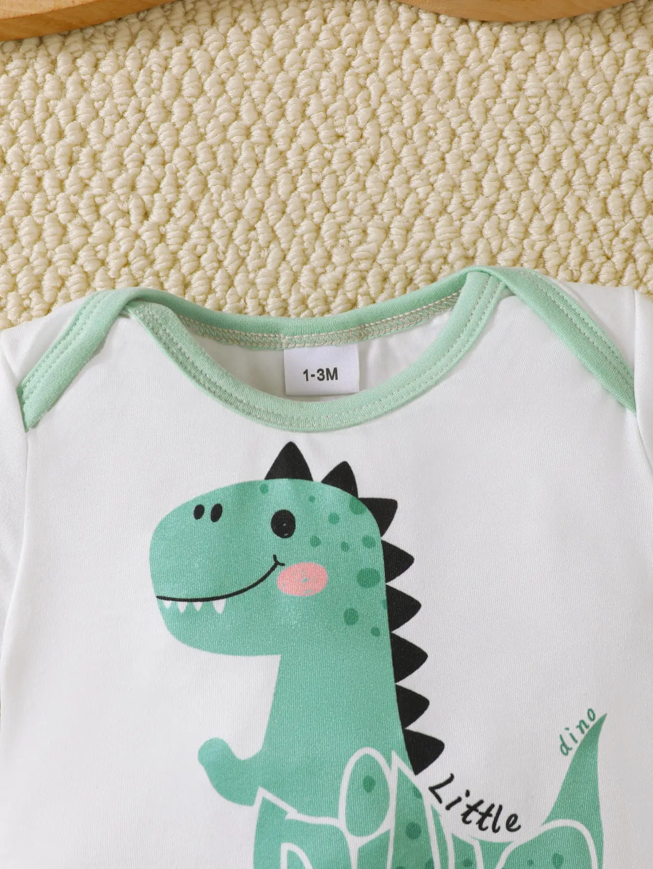 Newborn Male Baby casual Set Cartoon Dinosaur Short sleeved+Shorts Two-piece Set 0-18 Months Cute Boys Summer Clothing