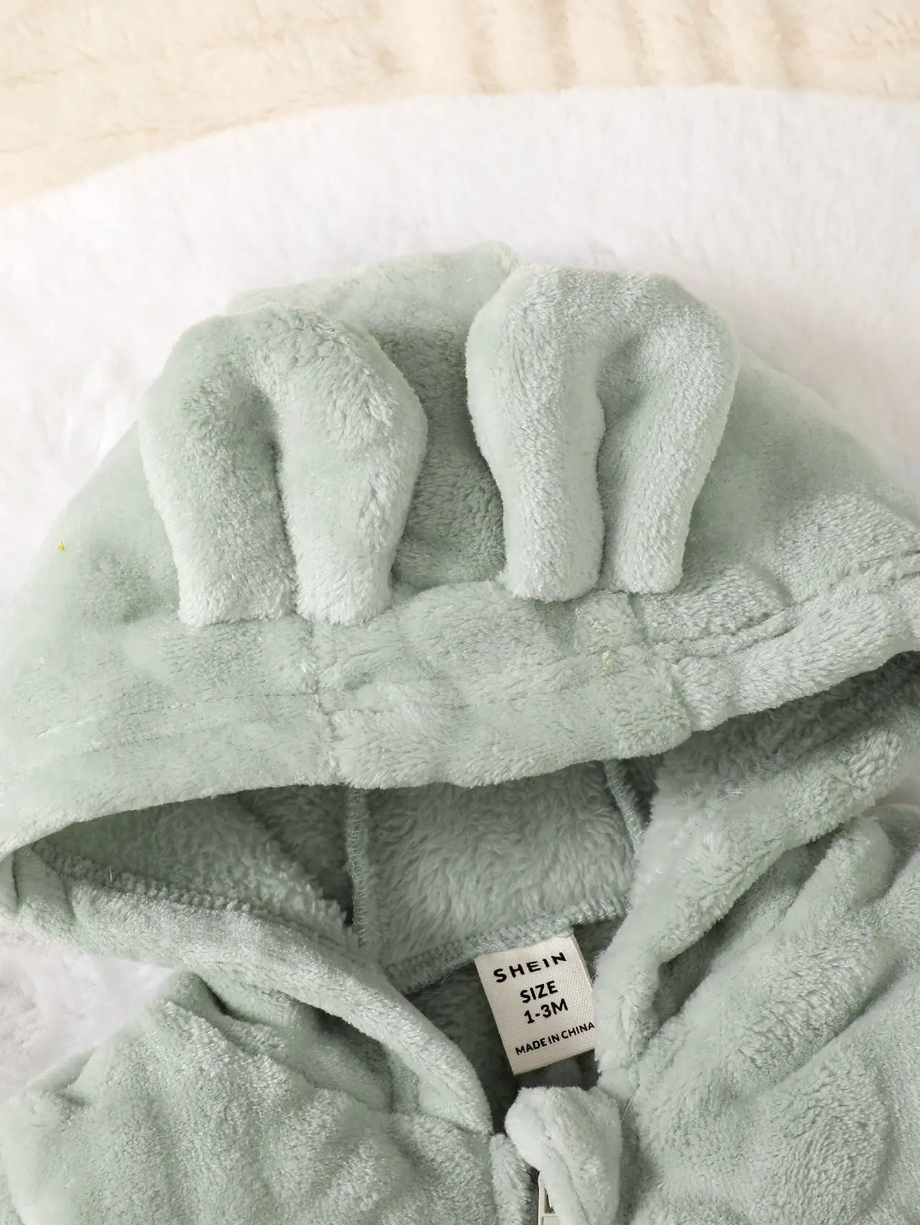 Newborn Baby Boy Autumn and winter Plush Jumpsuit Hooded Long sleeved Zipper Jumpsuit suitable for Male babies aged 0-18 Months