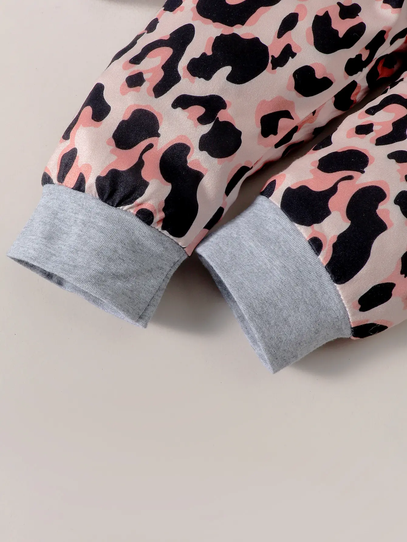 3Pcs Autumn Newborn Baby Girl Set With Letter Printed Long sleeved Leopard Print Pants and Hat Set 0-18 Month Baby girl Clothing