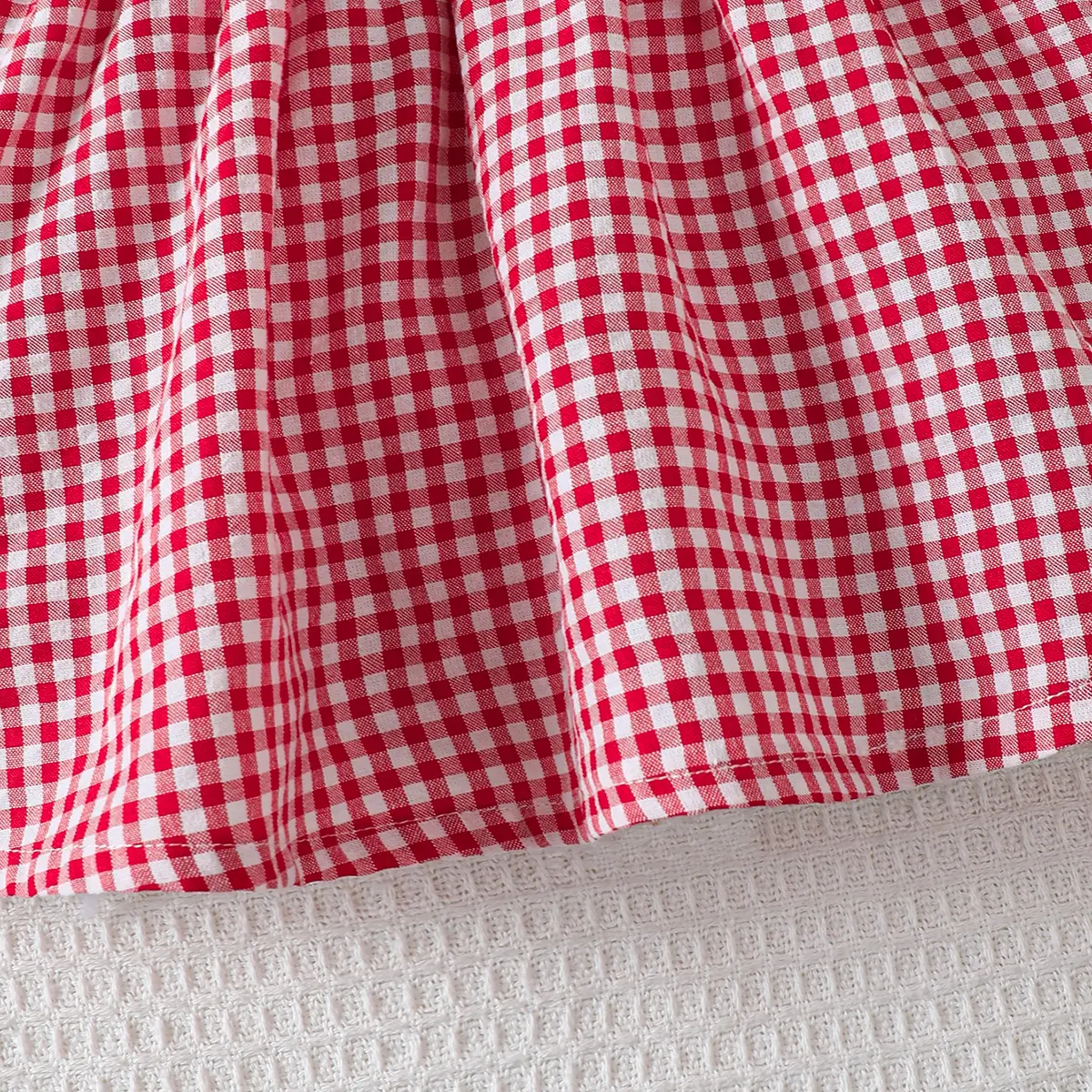 Cute Baby Girl Dress Doll Collar Strawberry Print in Red Checkered pattern Dress suitable for Babies aged 0-24 Months Baby girl
