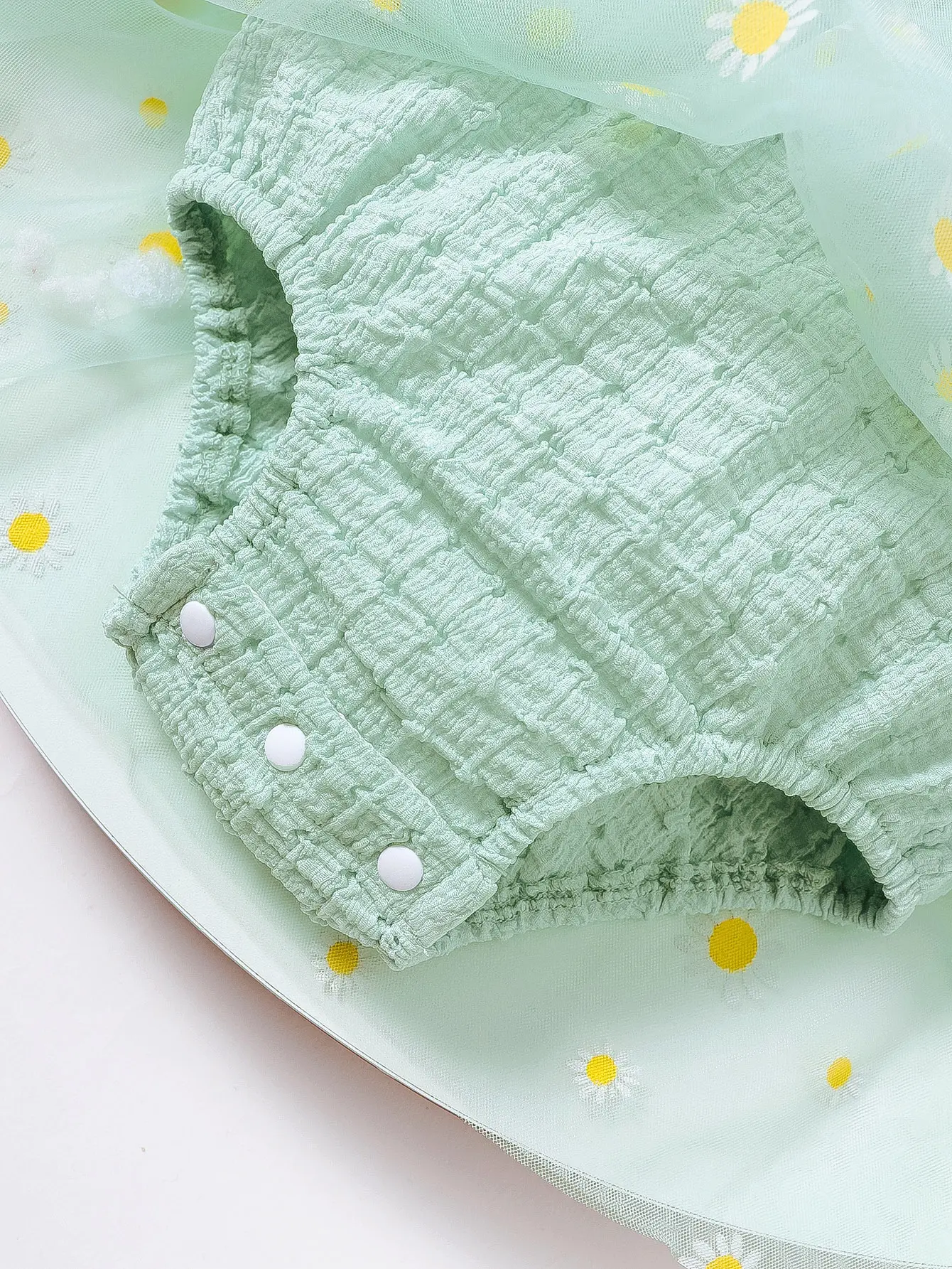 Toddler Children's Lace Up Bow Small Daisy Chiffon Bodysuit Suitable for Cute Baby Girls From 3 to 24 Months Summer Fashion Clot