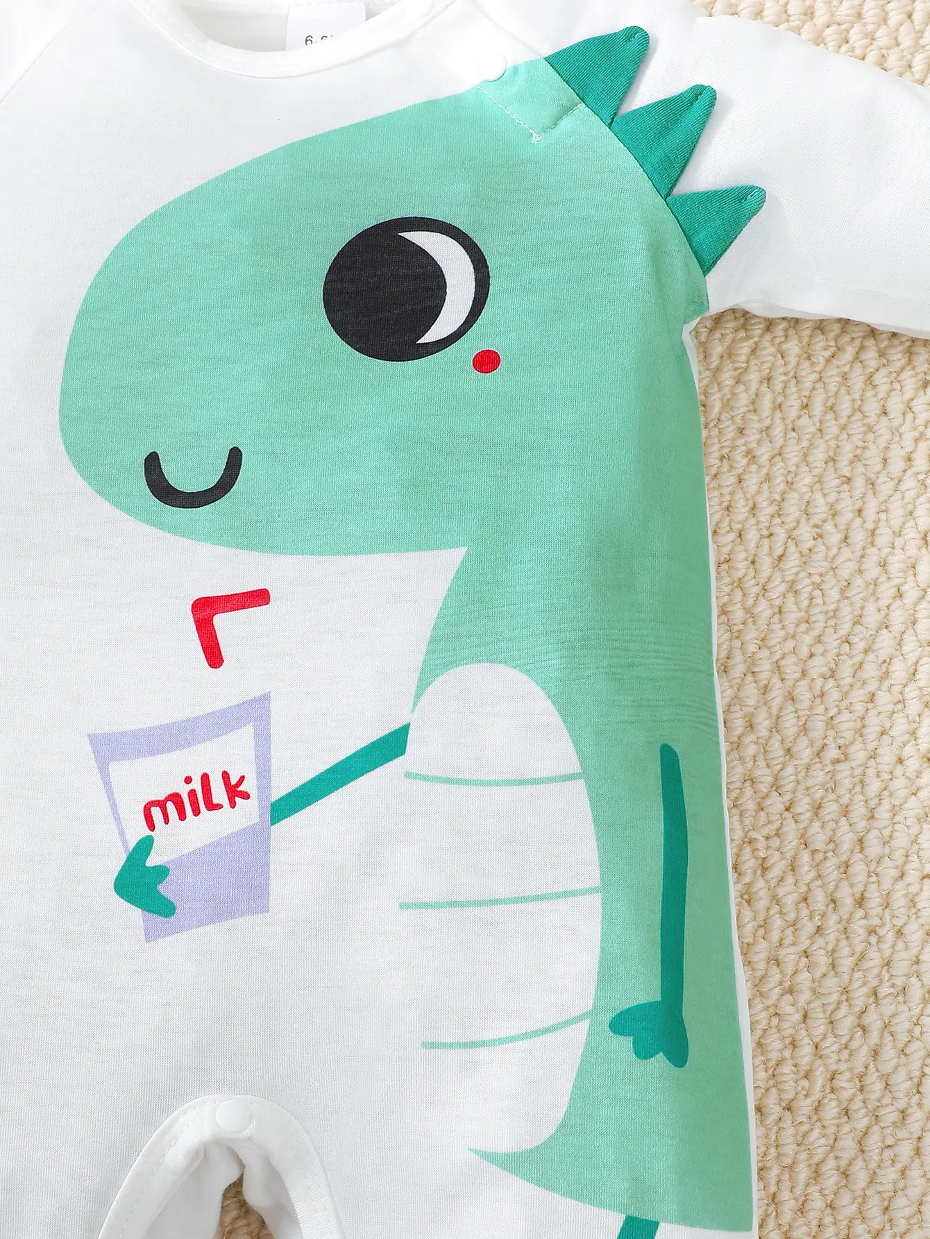Baby boy Bodysuit Cartoon Green Dinosaur print Bodysuit suitable for 0-18 Month Baby Boys in spring and autumn Crawling clothes