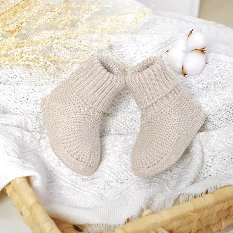Newborn Baby First Walkers Winter Solid Red Green High-Top Soft Soled Infant Kid Boys & Girls Christmas Footwear Shoes Anti-Slip