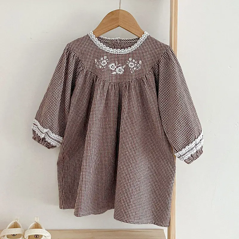 Spring Autumn Kids Baby Girls Long Sleeve Sweet Flower Embroider Princess Dress Baby Girls Grid Dress Children Clothes Dress