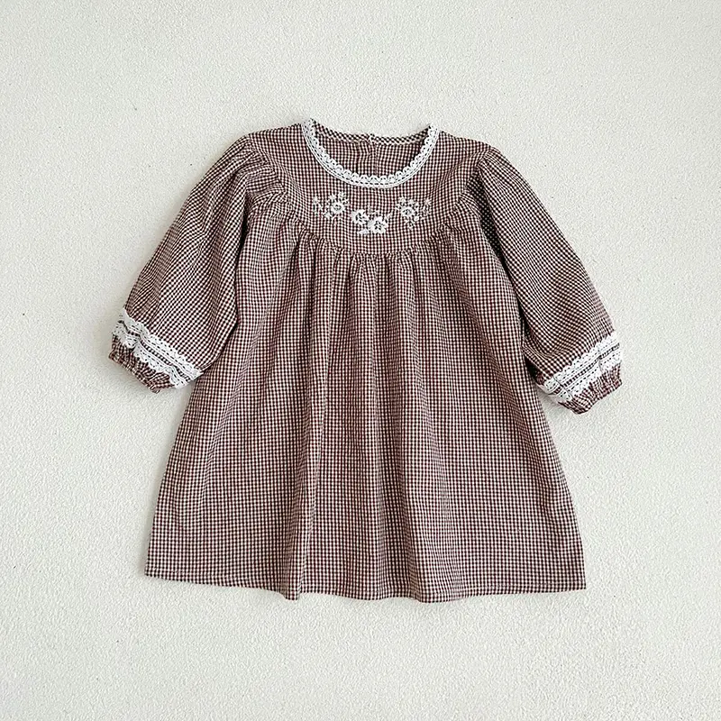 Spring Autumn Kids Baby Girls Long Sleeve Sweet Flower Embroider Princess Dress Baby Girls Grid Dress Children Clothes Dress