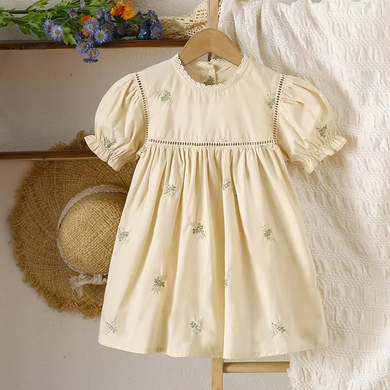 Summer New Girl's Dress Cute Bubble Sleeves Embroidered Cotton Skirt Comfortable Children's Clothing Suitable for 1-6 Years Old