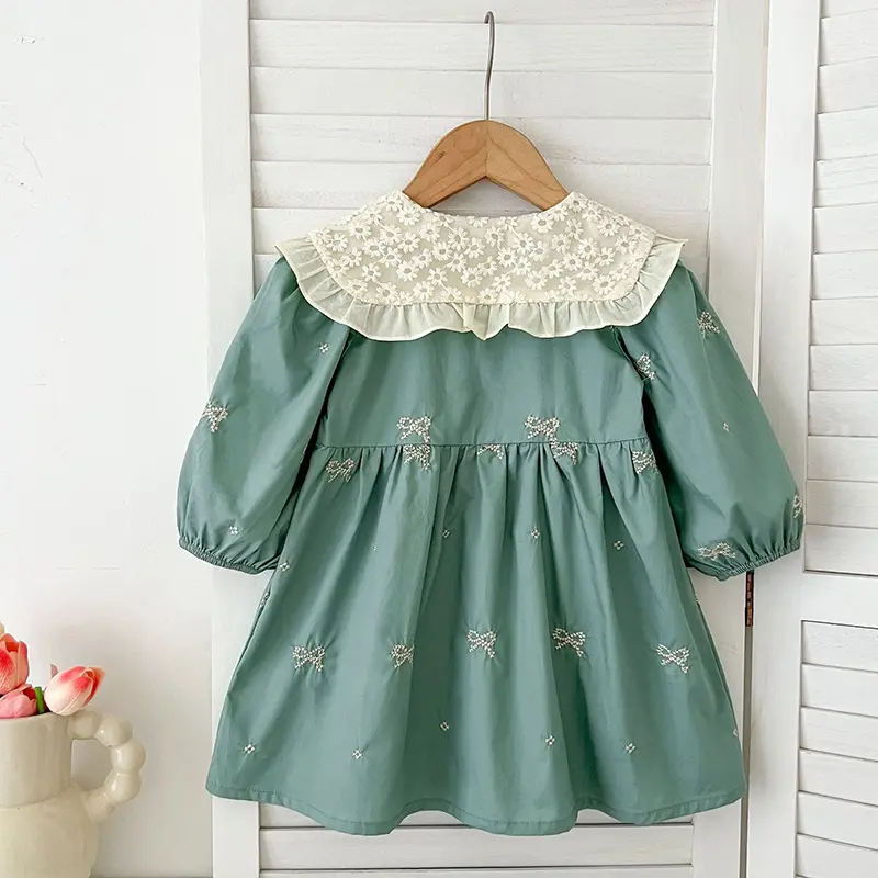 2024 Family Sister Matching Dress Outfit Baby Girls Clothes Embroidered Bow Large Lapel Girl Dress Baby Romper Princess Dresses