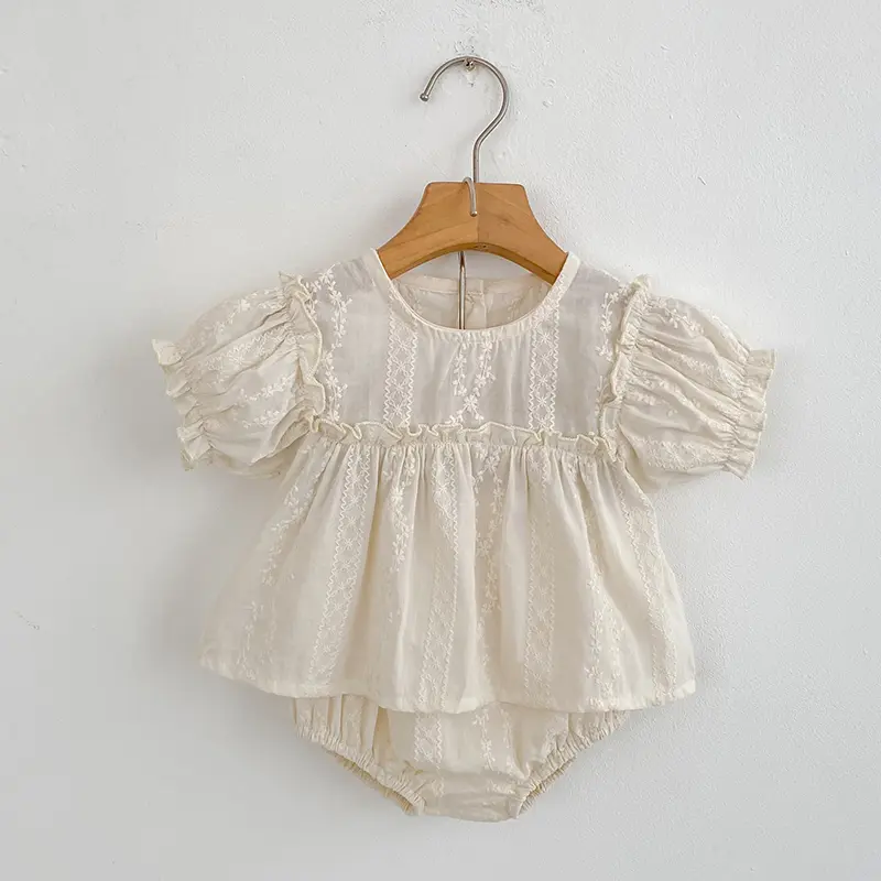 Girls Summer Fashion Set Children's Embroidered Grid Puff Sleeve Top+Shorts Two Piece Cute Baby Girls Clothes Set Baby Clothes