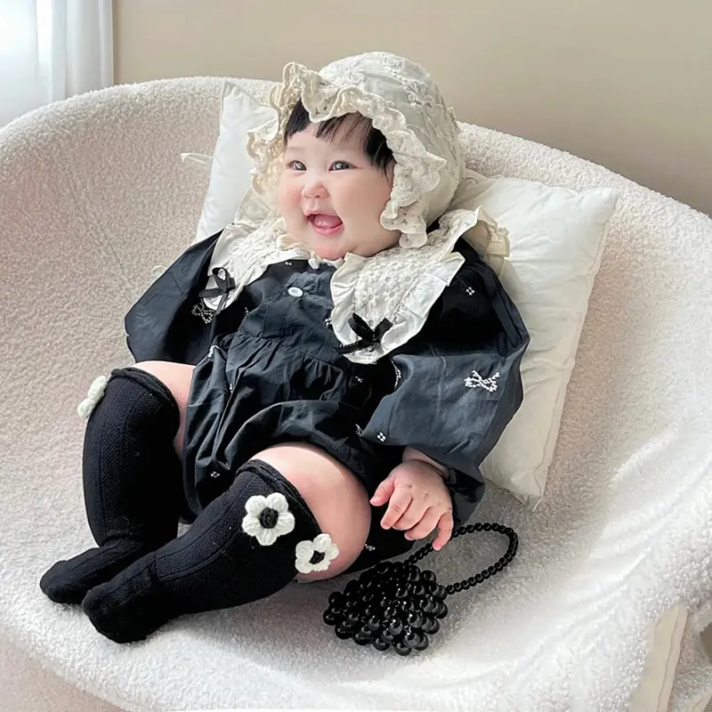 Autumn Baby Clothes Sweet Embroidered Bow Girls Bodysuit Newborn Lace Peter Pan Collar Princess Clothing Toddler Baby Romper