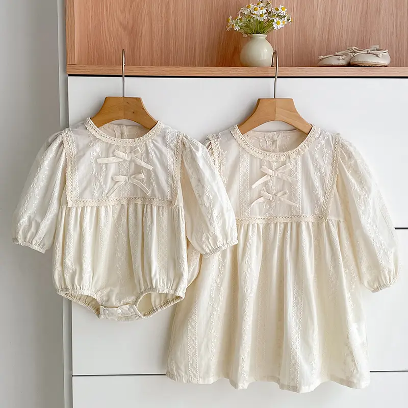 Sisters Infant Baby Girls Lace Collar Dress Rompers Bow Sisters Clothes Girls Embroider Princess Dress Family Clothes Rompers