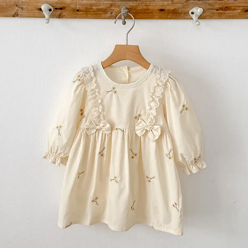 Autumn Embroidery Flower Dress 2-7Yrs Girl Party Dress Long Sleeved Cotton Kids Princess Dresses Children Clothes Sister Dress