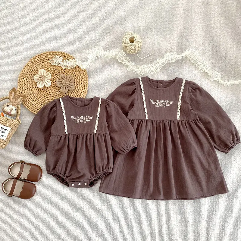 New Baby Girls Sweet Dress Sisters Flower Dress Embroidery Retro Autumn Infant Rompers Kids Baby Girls Princess Clothes Rompers