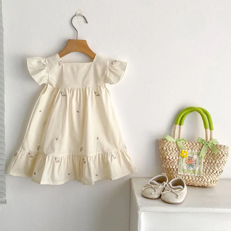 2025 Baby Dresses Summer Girls Dresses Flying Sleeve Dress Casual Ruffled Dresses Solid Embroidered Flowers A Line Kids Clothes