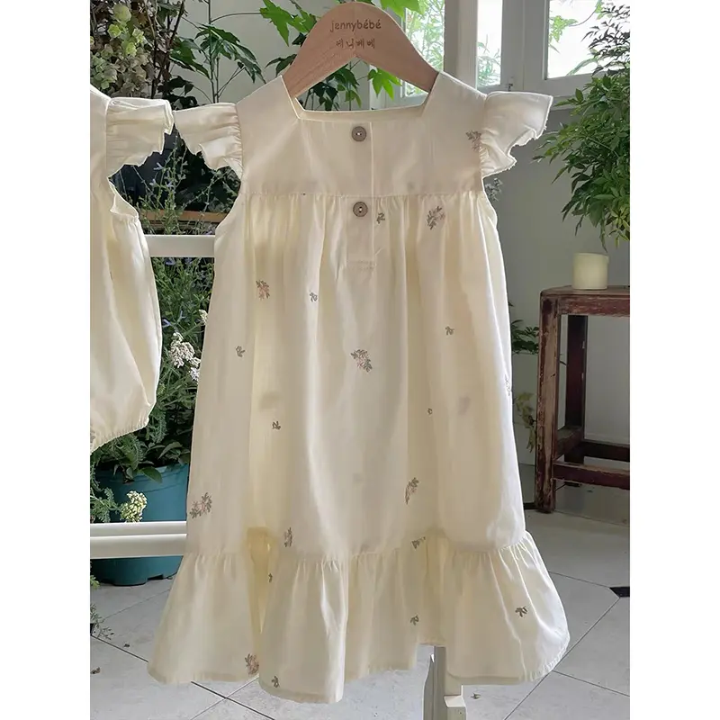 2025 Baby Dresses Summer Girls Dresses Flying Sleeve Dress Casual Ruffled Dresses Solid Embroidered Flowers A Line Kids Clothes