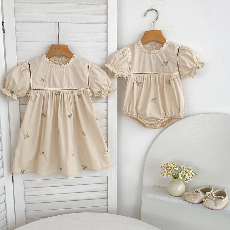 Sisters Clothes Infant Baby Girls Lace Collar Dress Rompers Kids Girls Embroider Flower Princess Dress Family Clothes Rompers