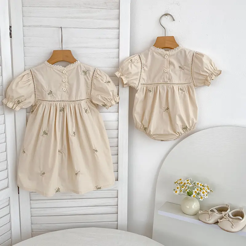 Sisters Clothes Infant Baby Girls Lace Collar Dress Rompers Kids Girls Embroider Flower Princess Dress Family Clothes Rompers