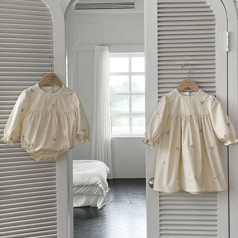 Family Sister Matching Dress Outfit Baby Girls Clothes Sisters Dress Embroidered Hollow Girl Dress Baby Romper Princess Dresses