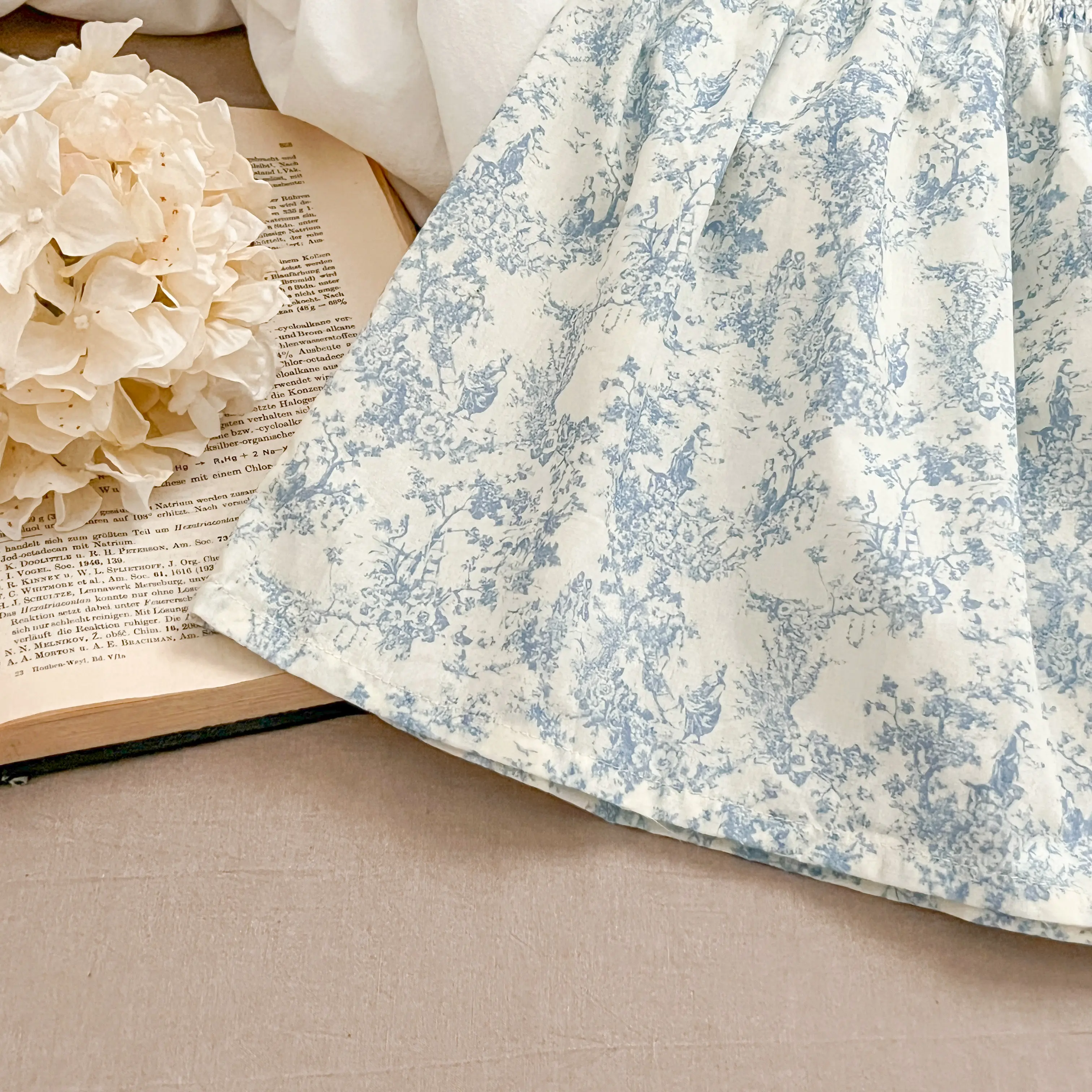 Summer Sister Dress Infant Newborn Baby Girl Clothes Sister Female Baby Small Broken Blue Flower Short Sleeved Romper Clothes ﻿