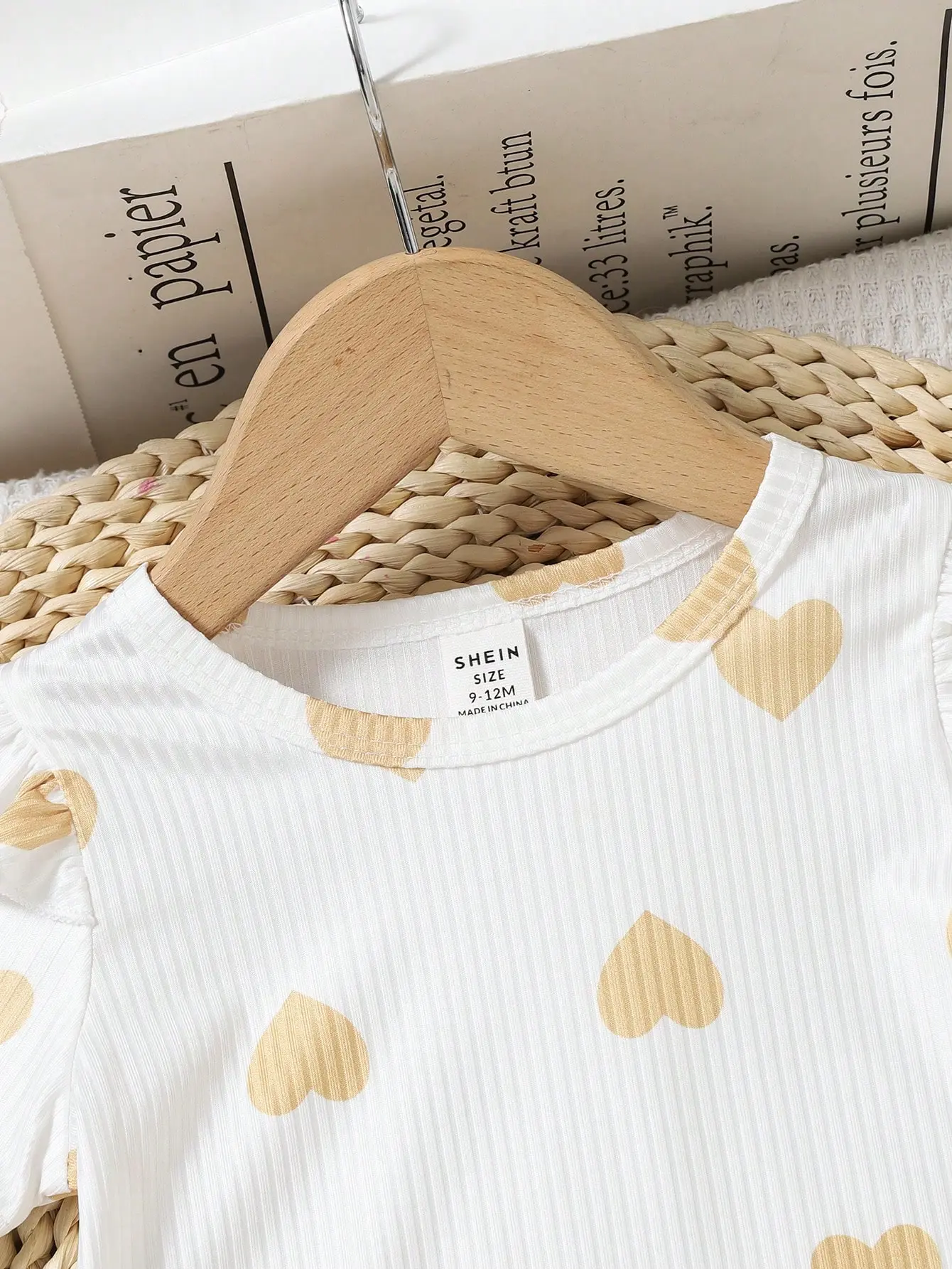 2025 Summer New Sweet Lovely Holiday Out Yellow Love Print Flying Sleeve Short Sleeve Gold Leather Skirt Bow Decoration Set