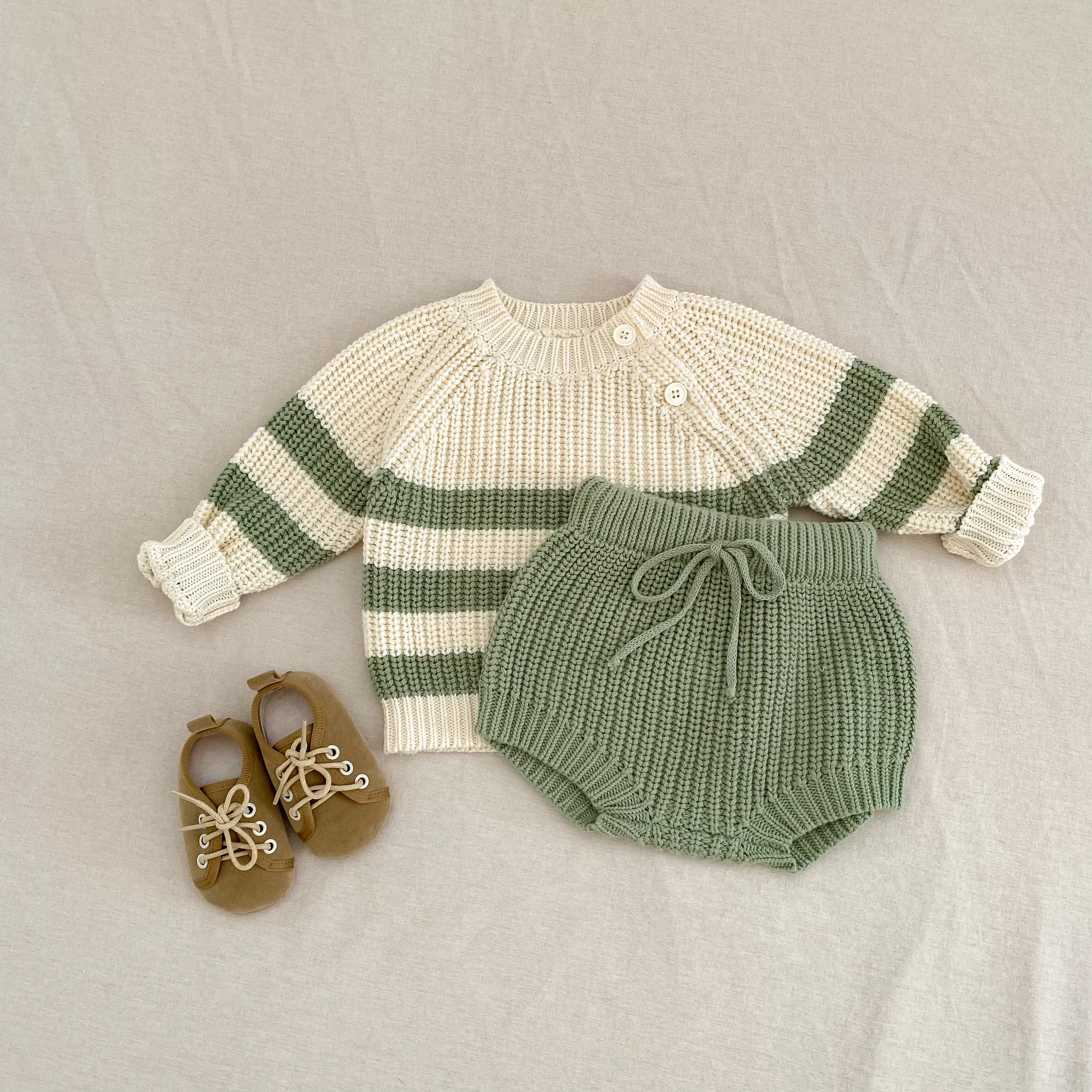 0-3 year old baby clothing, green and white striped baby knitted suit, classic and easy to wear for boys and girls