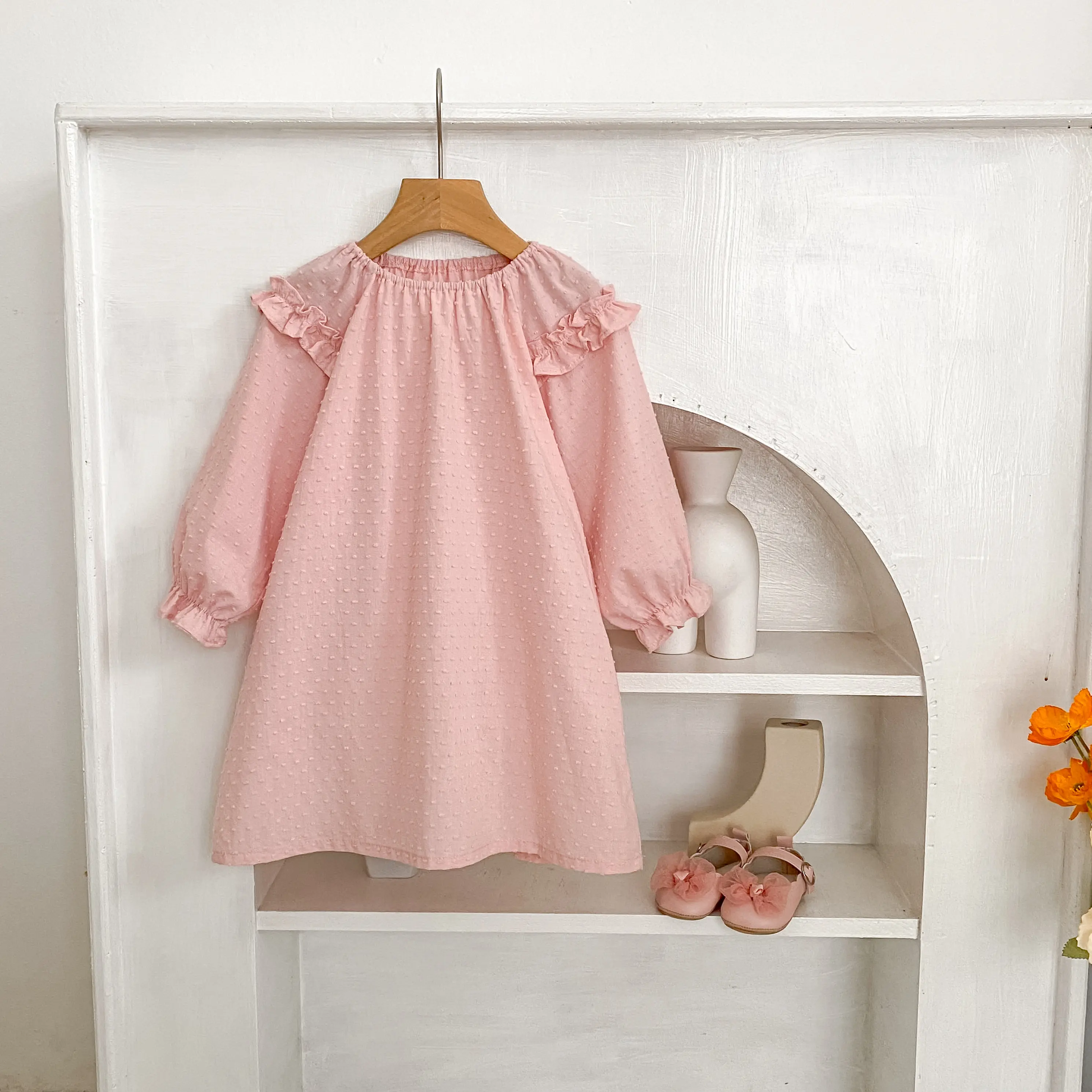 New autumn baby clothing for 0-3 years old, fashionable pink delicate bubble sleeve dress for girls,