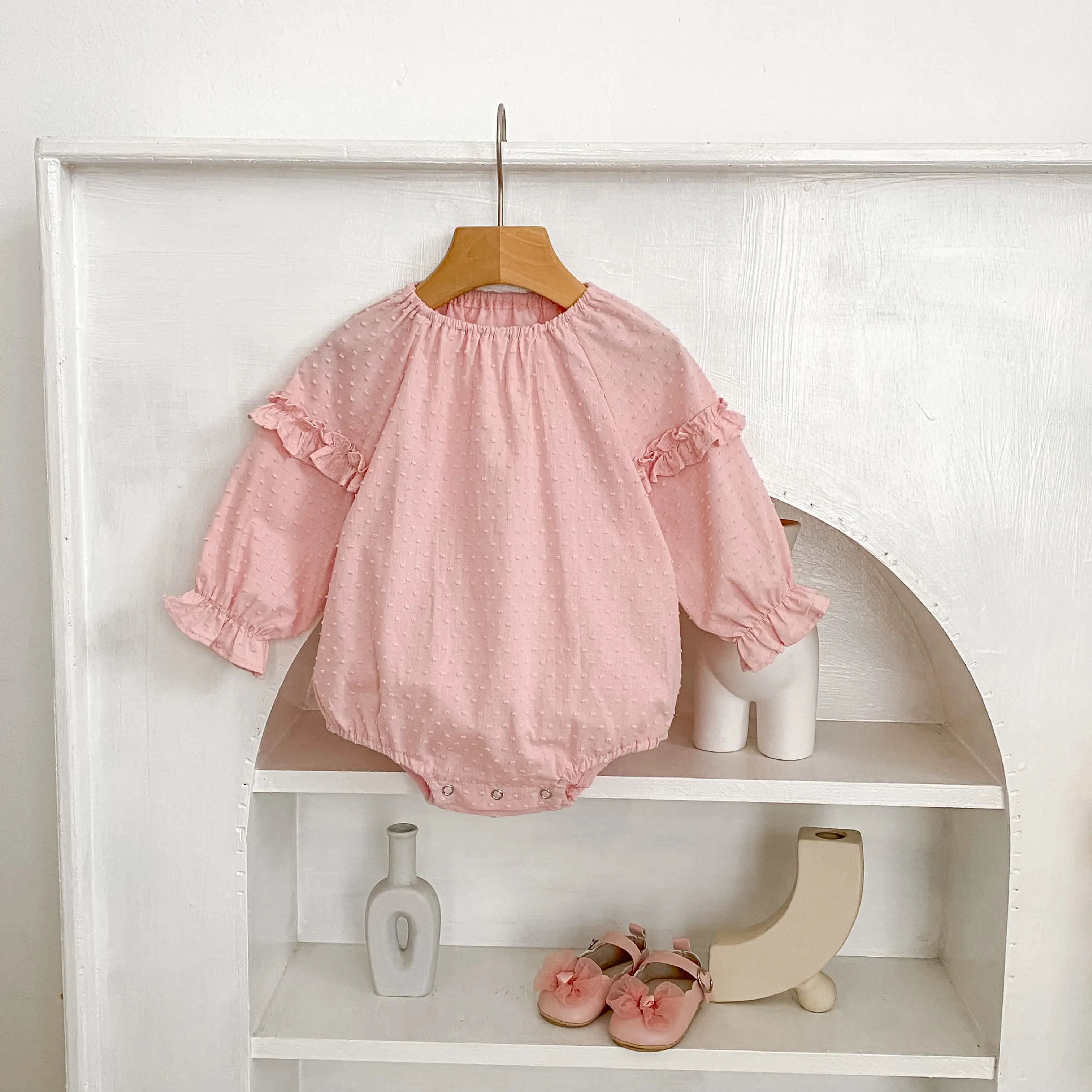 Autumn new 0-3 year old baby clothing, fashionable baby girl pink jumpsuit, exquisite bubble sleeves