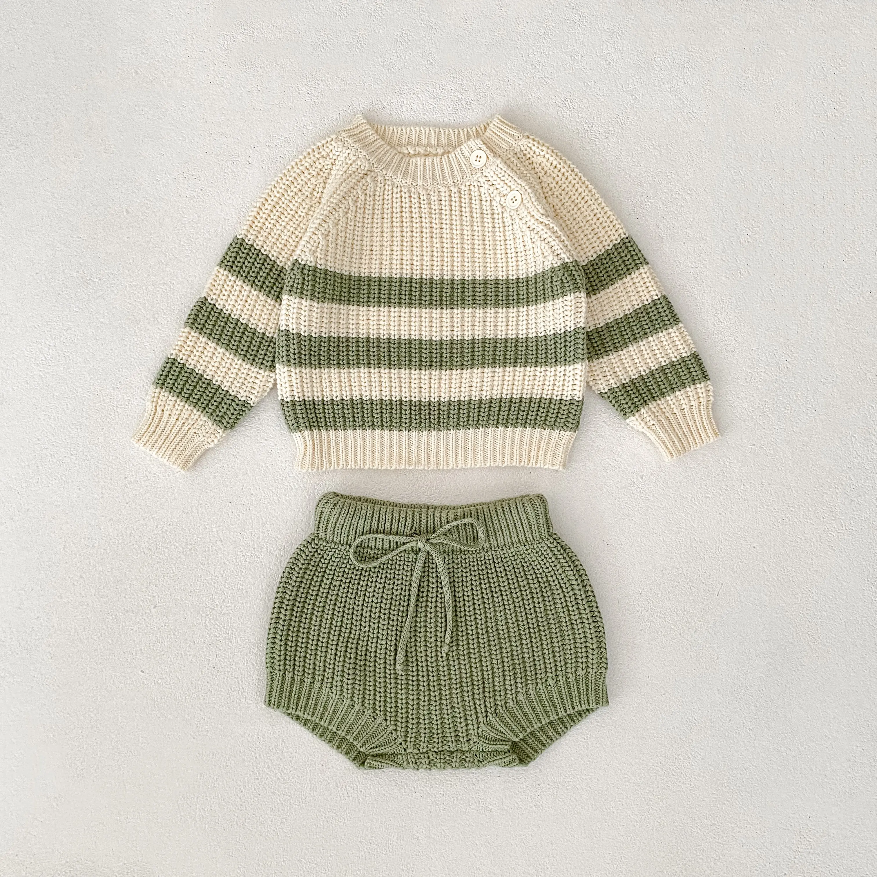 0-3 year old baby clothing, green and white striped baby knitted suit, classic and easy to wear for boys and girls
